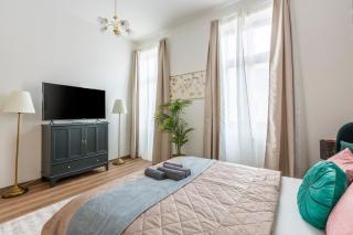 Explore Budapest from a Luxurious Cozy Apartment - Budapest - 2