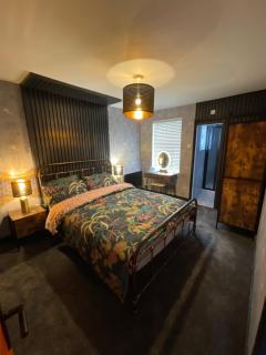 The Lounge - 7