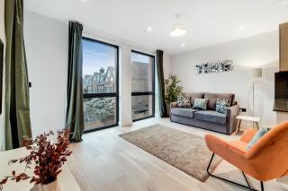 Deluxe Harrow Wembley Apartment - Harrow - 0