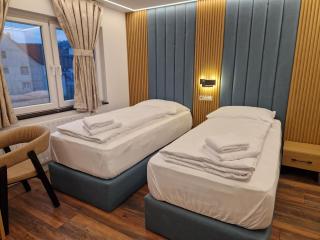 Hotel Lottstetten - Lottstetten - 1
