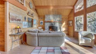 Clear Creek Cabin - Meredith Lodging - Rhododendron - 3