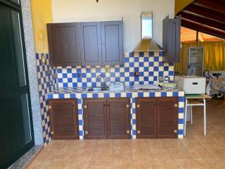 VILLA LARA 600 METRI DAL MARE - 1