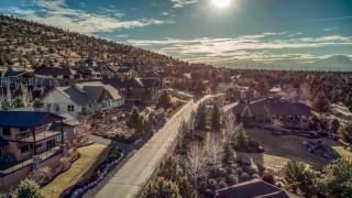 High Desert and Cascade Views - Meredith Lodging - Redmond - 9