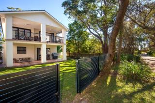 Dunescape Family Retreat - 5BR beach house - Vincentia - 9