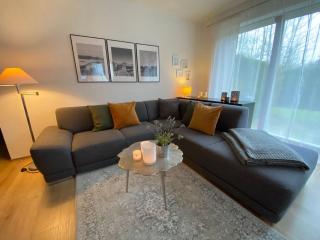 Ferienwohnung-Kapitaen-Hook-mit-Sonnenterrasse-Garten-zwischen-Strand-Wald-Wiese-auf-Ruegen - Gustow - 0