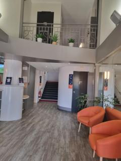 ACE Hôtel Travel Fabrègues - A9 Montpellier Sud - Fabrègues - 4