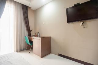 Safwah Bintaro Syariah Mitra RedDoorz - Tangerang - 4