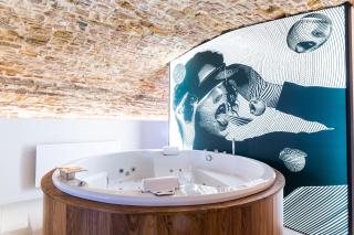 Legend Majestic SPA - Insolite & Unique - Champagne - Parking privé - Bourg-en-Bresse - 7