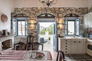 Traditional Inn Pirethron - Apeiranthos - 0