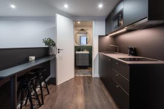 E41 - Trendy Boutique Apartments - Prime Spot by BQA - 9