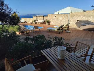 Pamela's house "private pool and spa" - Karteros - 6