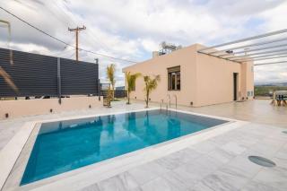 Ostrako Luxury Villa - - 9