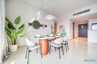 Distinguished 3BR with Assistants Room at Harbour Views Tower 1 By Deluxe Holiday Homes - Dubai - 4