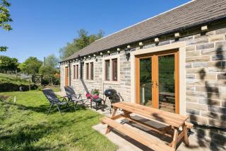 NEW BARN CONVERSION WITH PRIVATE HOT TUB - Halifax - 0