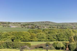 NEW BARN CONVERSION WITH PRIVATE HOT TUB - Halifax - 5