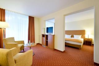 Best Western Plus Parkhotel Maximilian Ottobeuren - Ottobeuren - 7