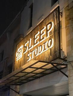 Sleep Studio Hotel City Center Surabaya - Tembok - 9