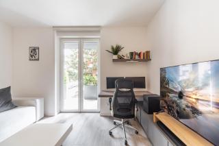 Comfy APT with Private Parking & Balcony - Milaan - 1