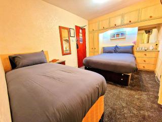 Sleep Well Hotel - Blackpool - 8