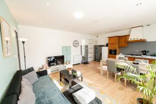 Aux portes de Lyon Tout confort emplacement idéale Netflix - 0