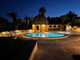 Luxury Farmhouse Villa surrounded with Nature & Farm Animals Alpacas etc - Għasri - 6