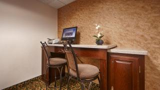 Rodeway Inn - Barboursville - 5