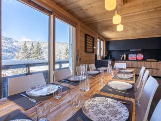 Chalet rénové avec sauna, cheminée, parking privé, WiFi, 5 chambres pour 12 personnes - FR-1-459-196 - La Clusaz - 8