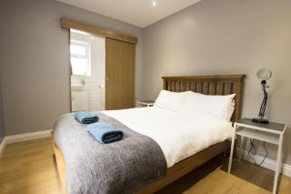 Modern City Centre Rooms - Dublin - 8