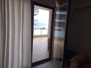 Aura - Vlorë - 8