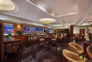 Crowne Plaza Hotel & Suites Landmark Shenzhen by IHG - Nearby Luohu Border, Indoor heated swimming pool, Complimentary Welcome Drink - Shenzhen - 1