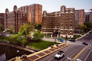 The Raphael Hotel, Autograph Collection - Kansas City - 9