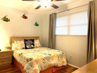 Paradise lagoon*bayhouse fishing*beach*Dogfriendly - Galveston - 5