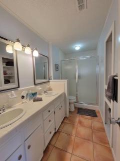 Paradise lagoon*bayhouse fishing*beach*Dogfriendly - Galveston - 9