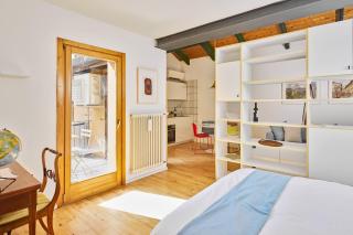 Italian design small attic - Bolonia - 0