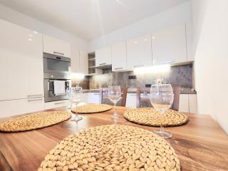 Mills - free parking - balcony with city view - close to Nivy mall - Bratislava - 3