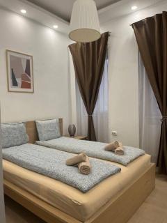 Széchenyi Renovated 2BR at Danube river - 6