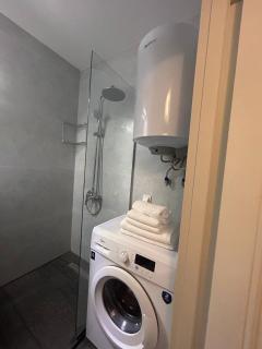 Двухкомнатная квартира с потрясающим видом на море в Orbi Beach Tower - Batumi - 8