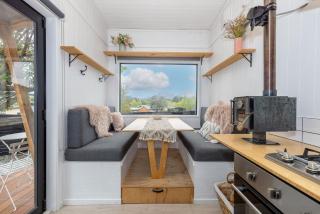 Tiny house with mountain views, indoor and outdoor fire, private courtyard garden - Wanaka - 8