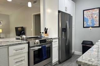Main Attraction is a Renovated 3 BR Pet Friendly Home with Fenced Yard just Minutes Away From Busch Gardens & USF - Tampa - 2