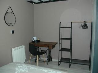 Gîte cosy près du Mans avec jardin, piscine et parking, idéal pour 4 pers. - FR-1-410-388 - 9