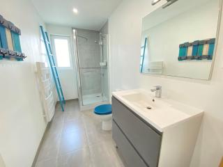 Maison Rénovée: 300m de la Mer, Terrasse, Jardin, WIFI, Animaux Ok - FR-1-231-281 - 1