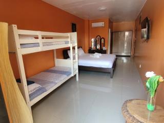 Affordable Rooms in Alona - 3