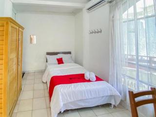 RedDoorz near Brawijaya University 2 - Malang - 0