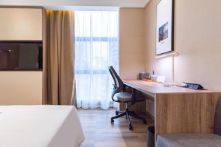 Atour Hotel Guangzhou Jiangtai Road Station - 4