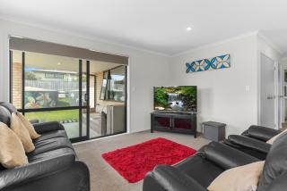 Summertime Bliss - Mangawhai Heads Holiday Home - 3