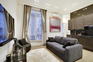 Pick A Flat's Apartment in Triangle d'Or - Pierre 1er de Serbie - Paris - 5