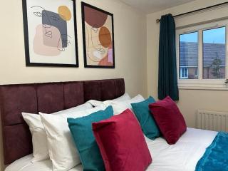 Bilborough House - Cosy Place suitable for Families and Business Travellers furnitures, Free Wifi and Free Parking - Swindon - 5