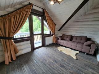 Mountain White House гостинний двір - Mykulychyn - 3