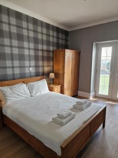 Broadway House - Laugharne - 0
