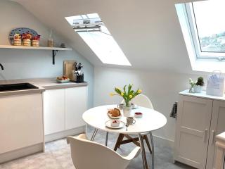 The Seawitch - harbourside apartment - Mousehole - 8